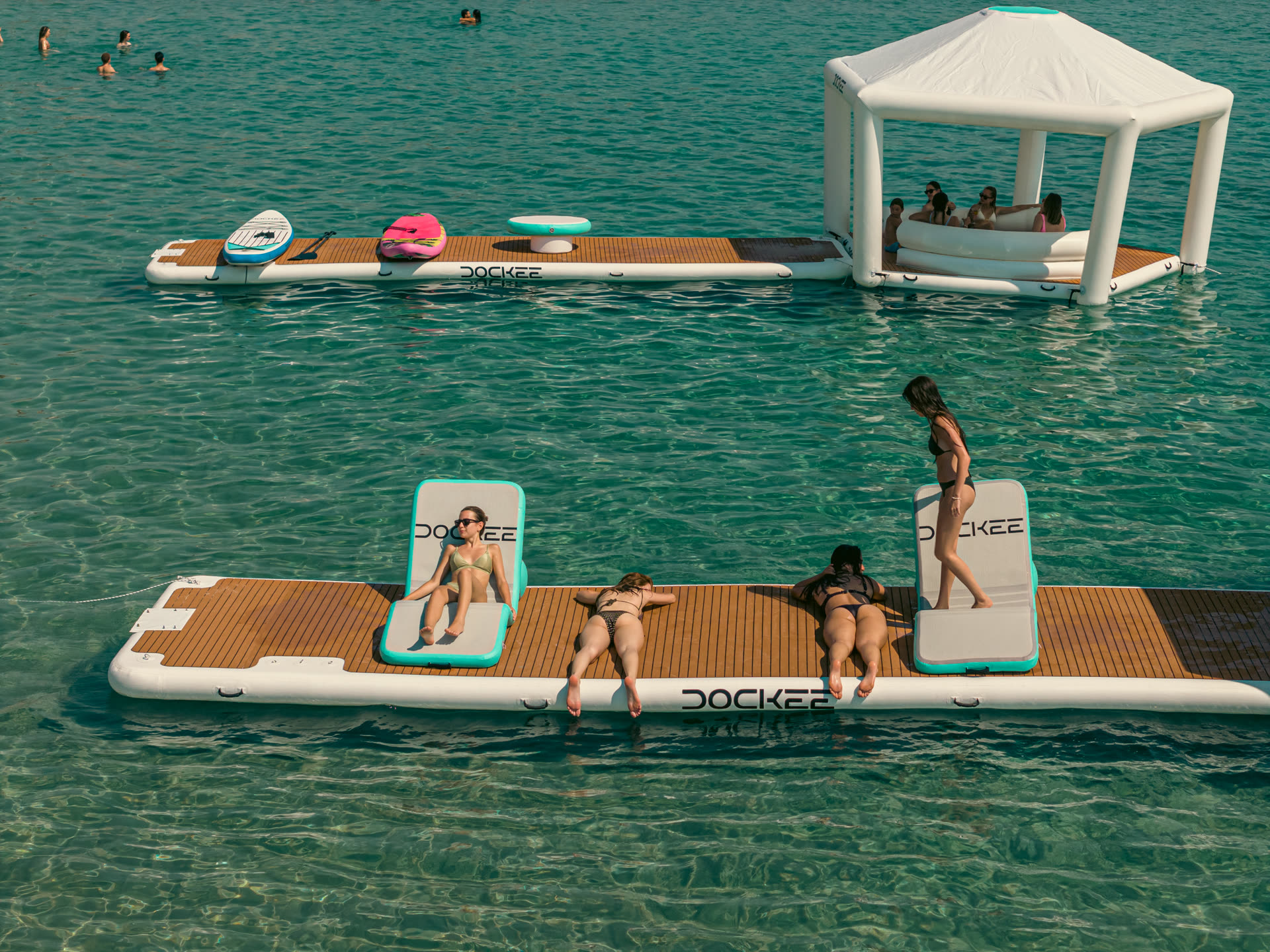 Premium Teak Platform 2.05 m | Kompakte Eleganz auf dem Wasser